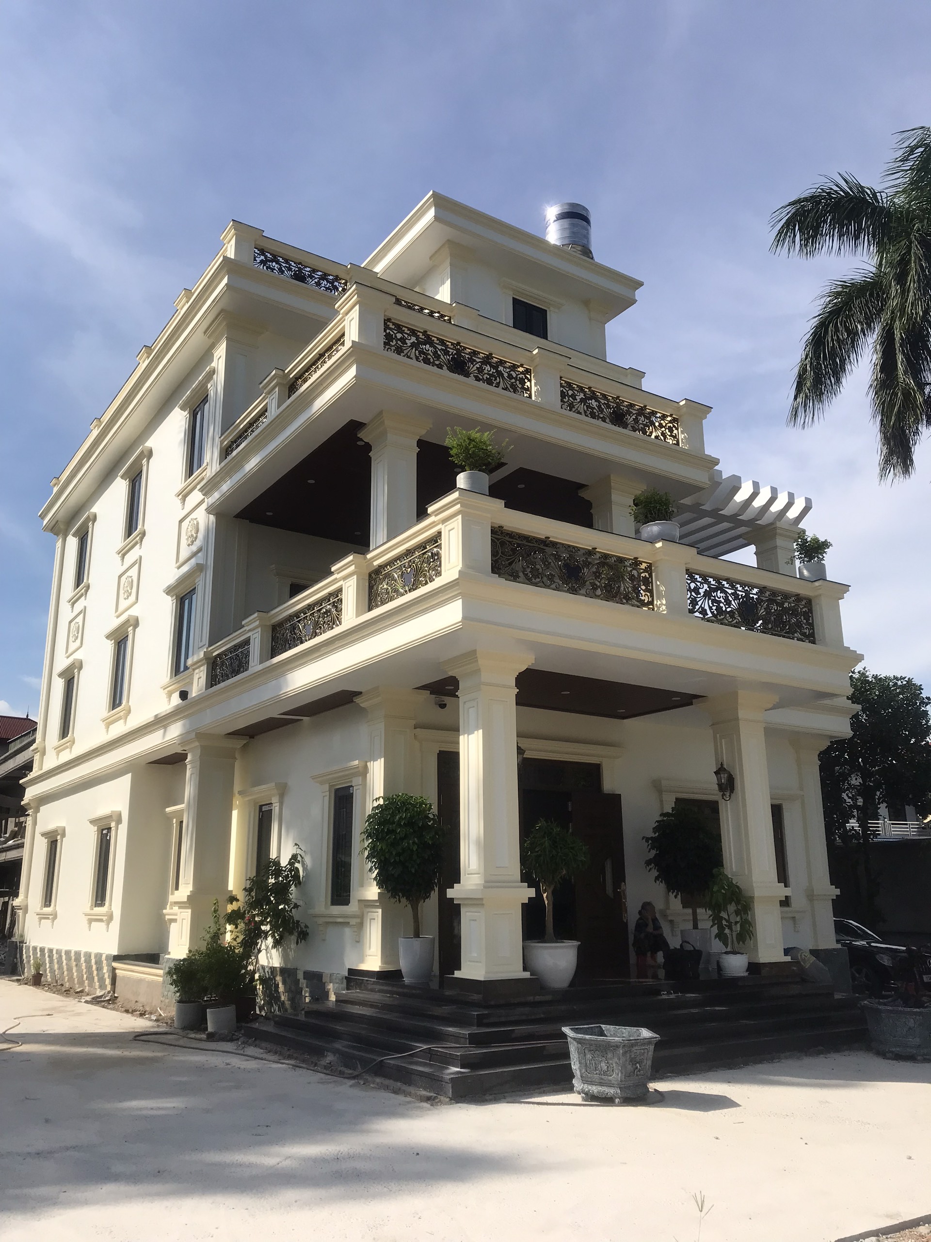 Bàn giao thang máy cho biệt thự 3 tầng tại Kiến An